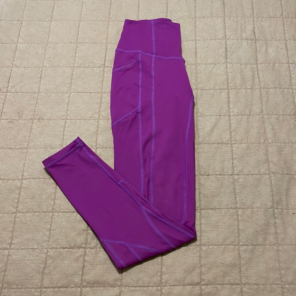TYC PLUM HEART BOOTY LEGGINGS